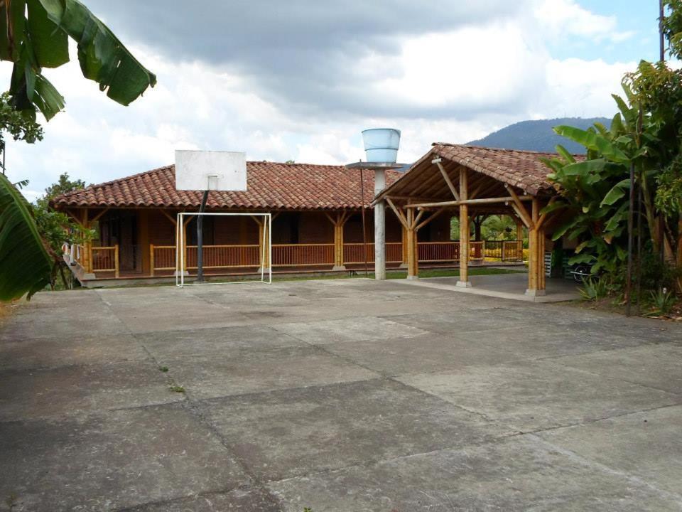 Finca El Diamante Calarcá Exterior photo